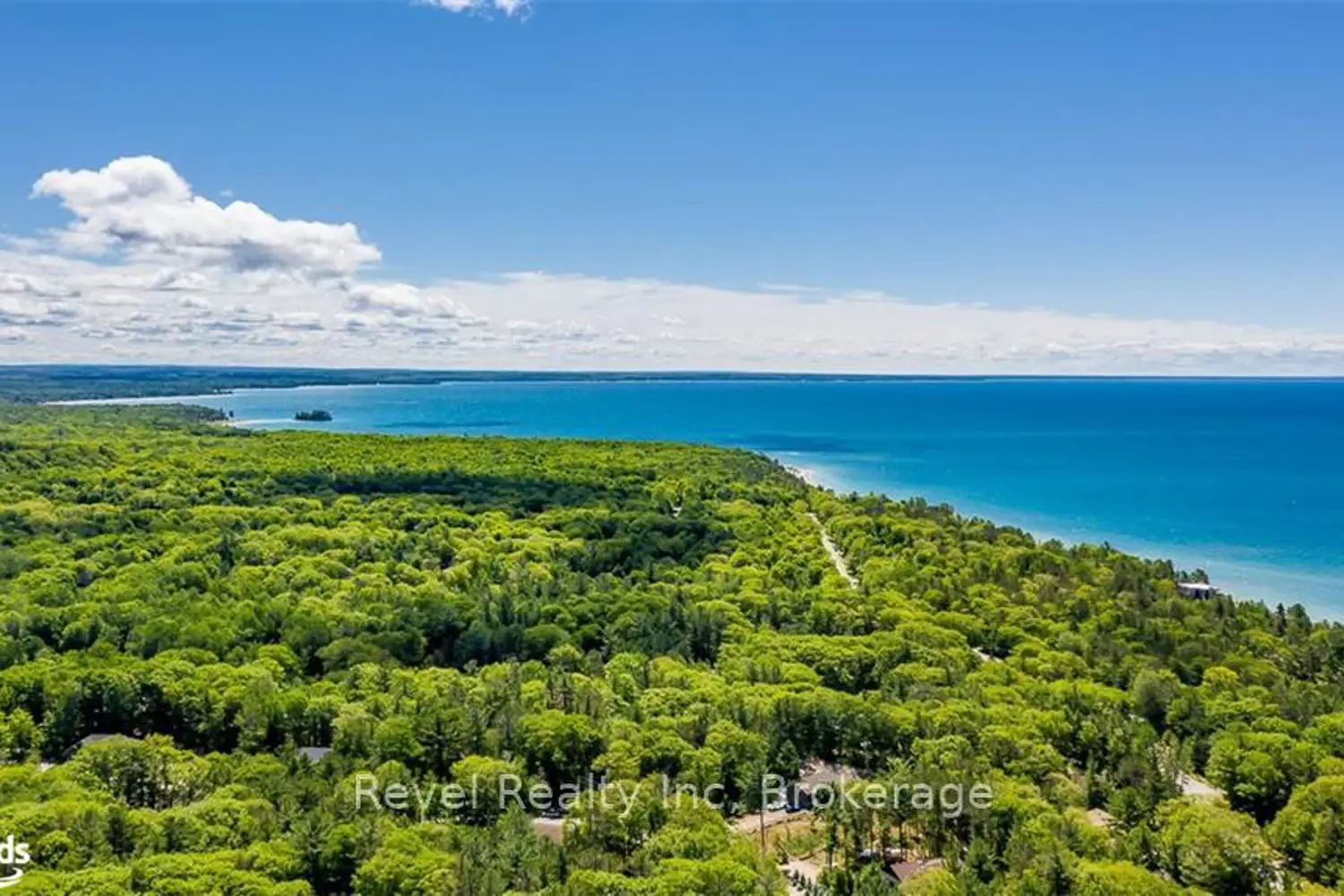 54 Vincent Circle photo 2