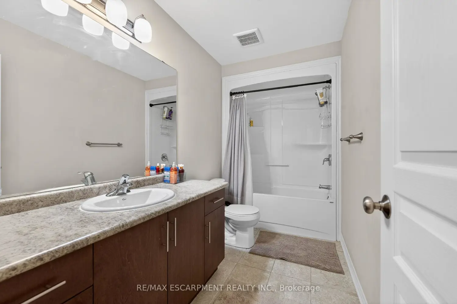 Additional image 16 of 9 Winterberry Boulevard