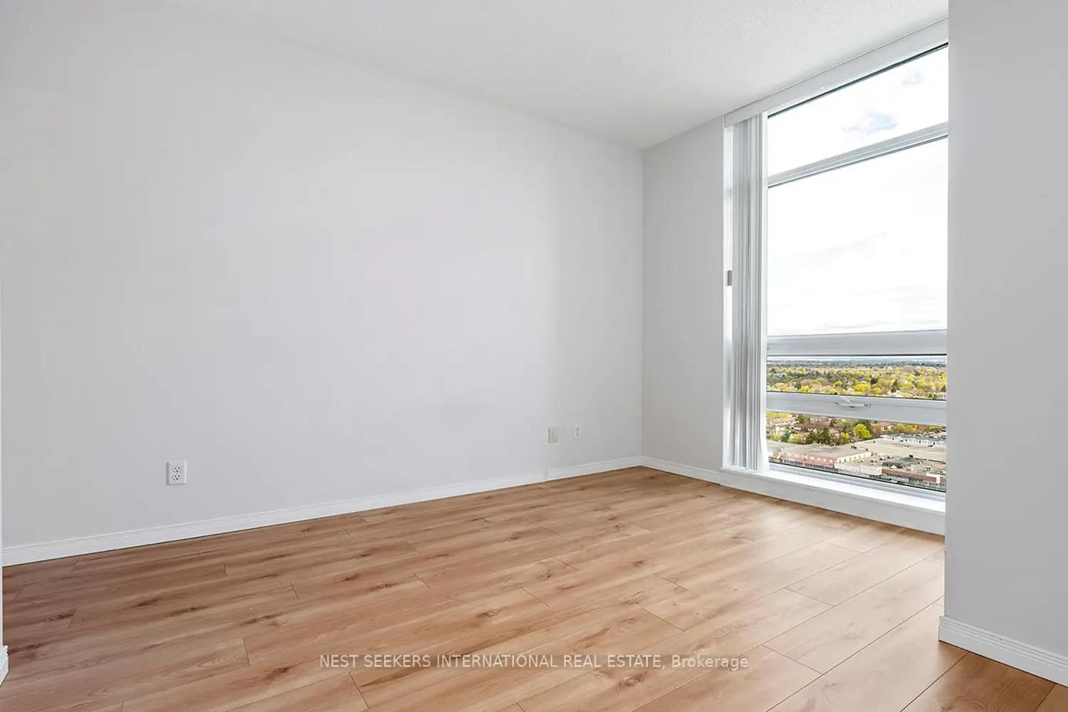 Additional image 8 of 215 Queen Street 2309