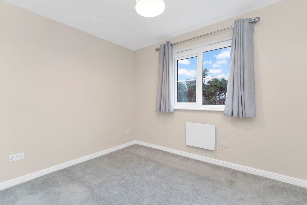 Additional image 6 of 2 bed flat to rentQueens Crescent, Livingston, West Lothian EH54