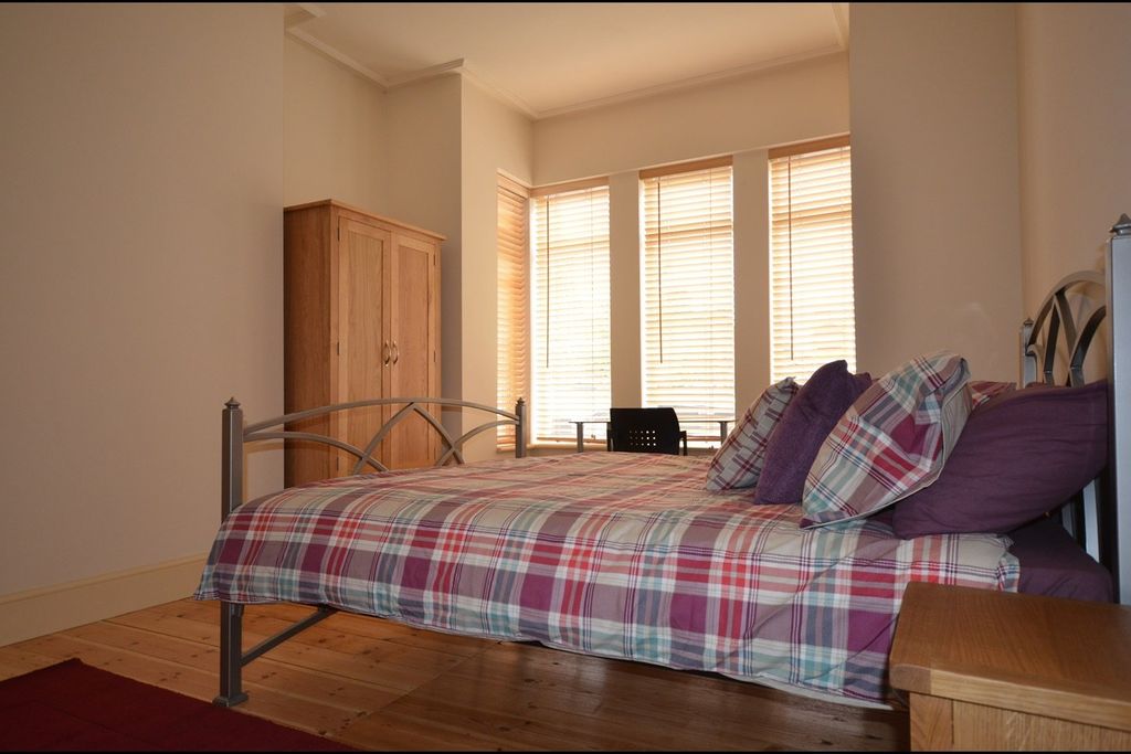 4 bed terraced house to rentLuton, Bedfordshire LU1