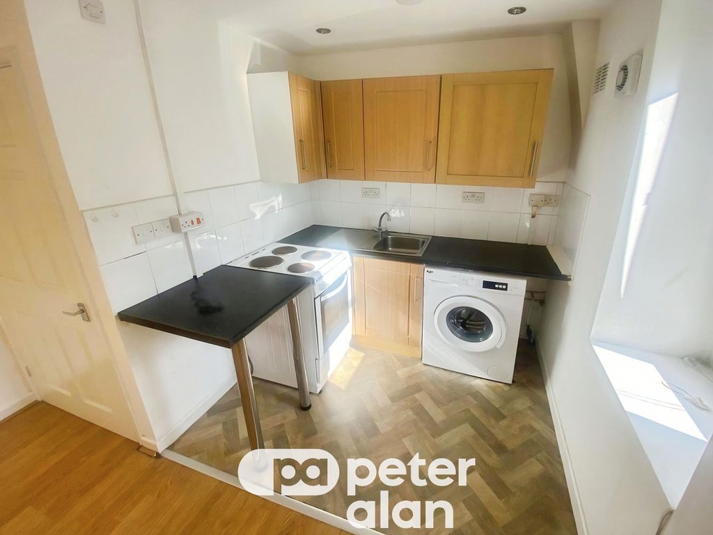 Additional image 2 of 1 bed flat to rentDuffryn Street, Mountain Ash CF45