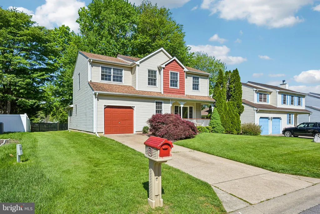 8 New Haven Drive, Newark, DE 19713