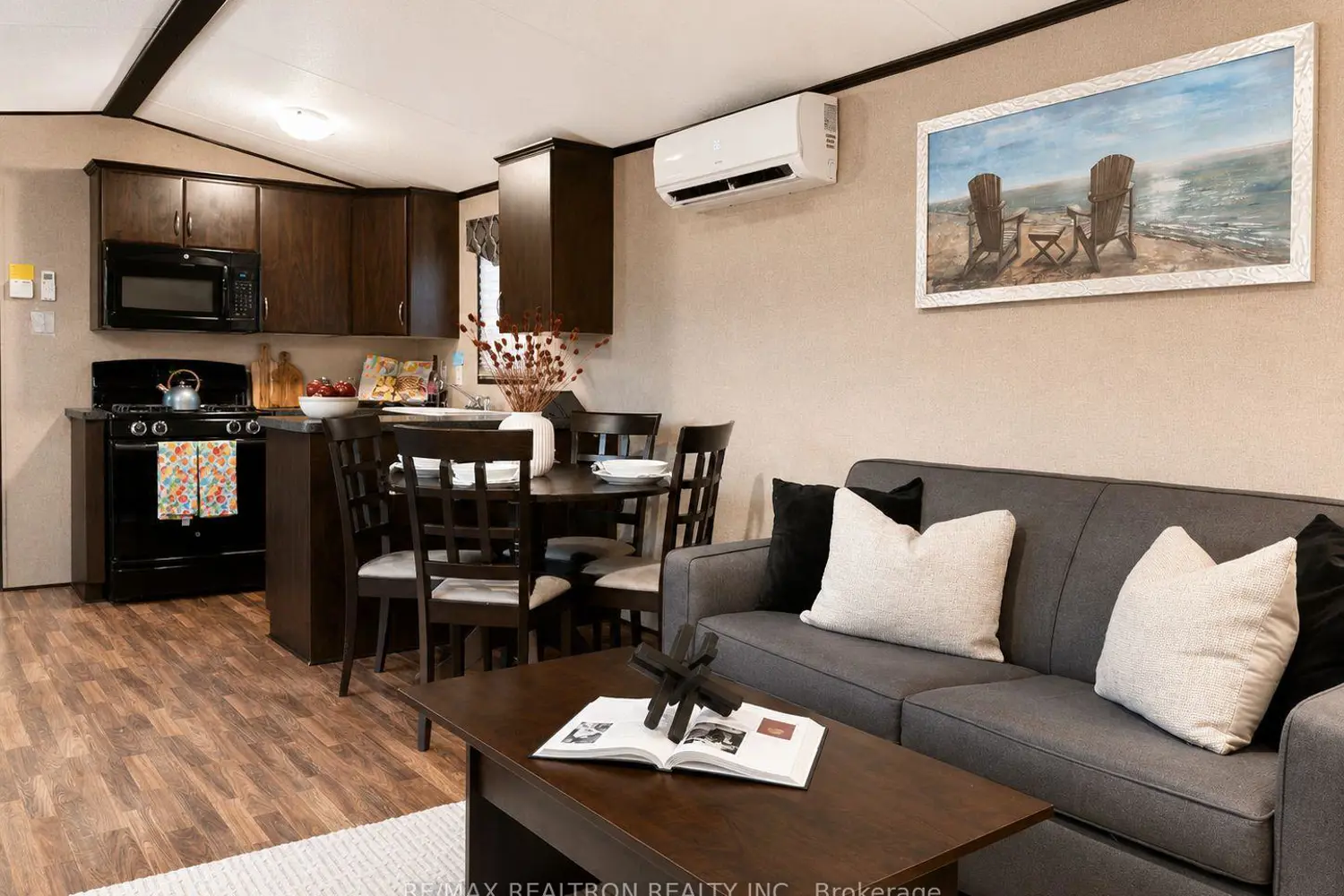 1501 Line 8 Road 234 photo 3