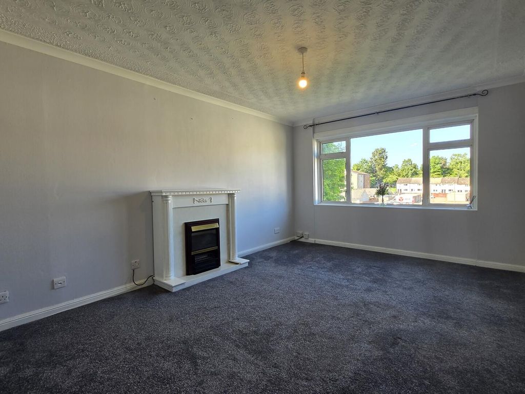 Additional image 2 of 2 bed flat to rentIona Court, Perth PH1