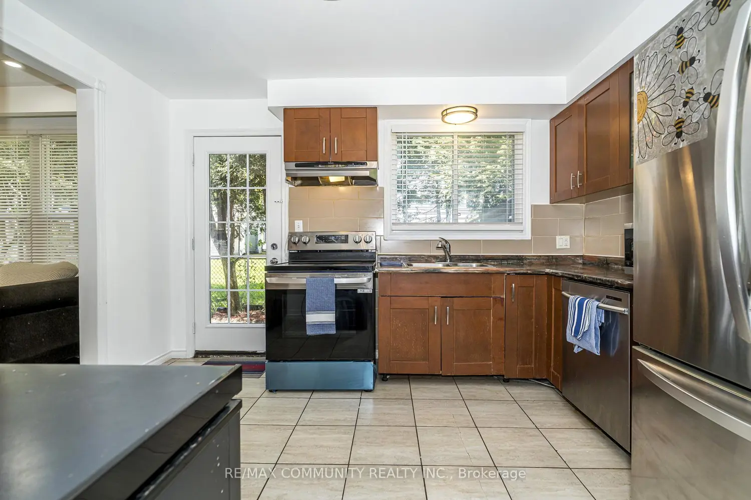 Additional image 7 of 109 Adelaide Avenue