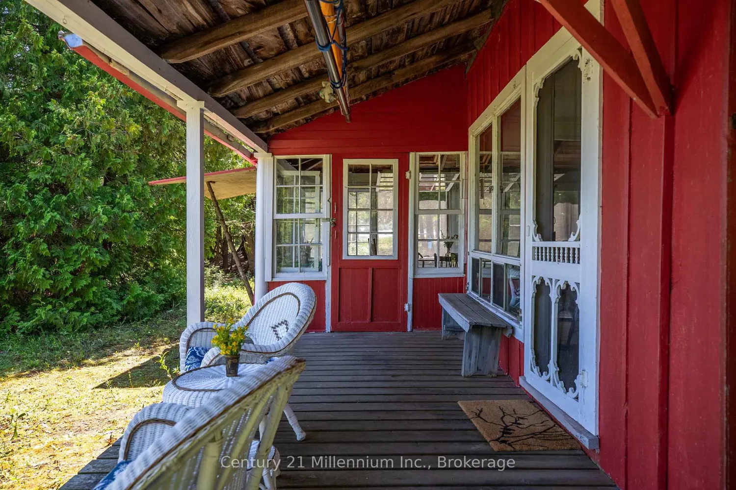 Additional image 8 of 77 Smokehouse Island