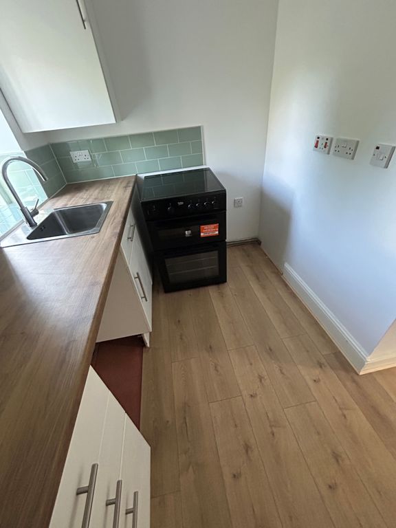 Additional image 3 of 1 bed flat to rentCastle Hill Lane, Mere, Warminster, Wiltshire BA12