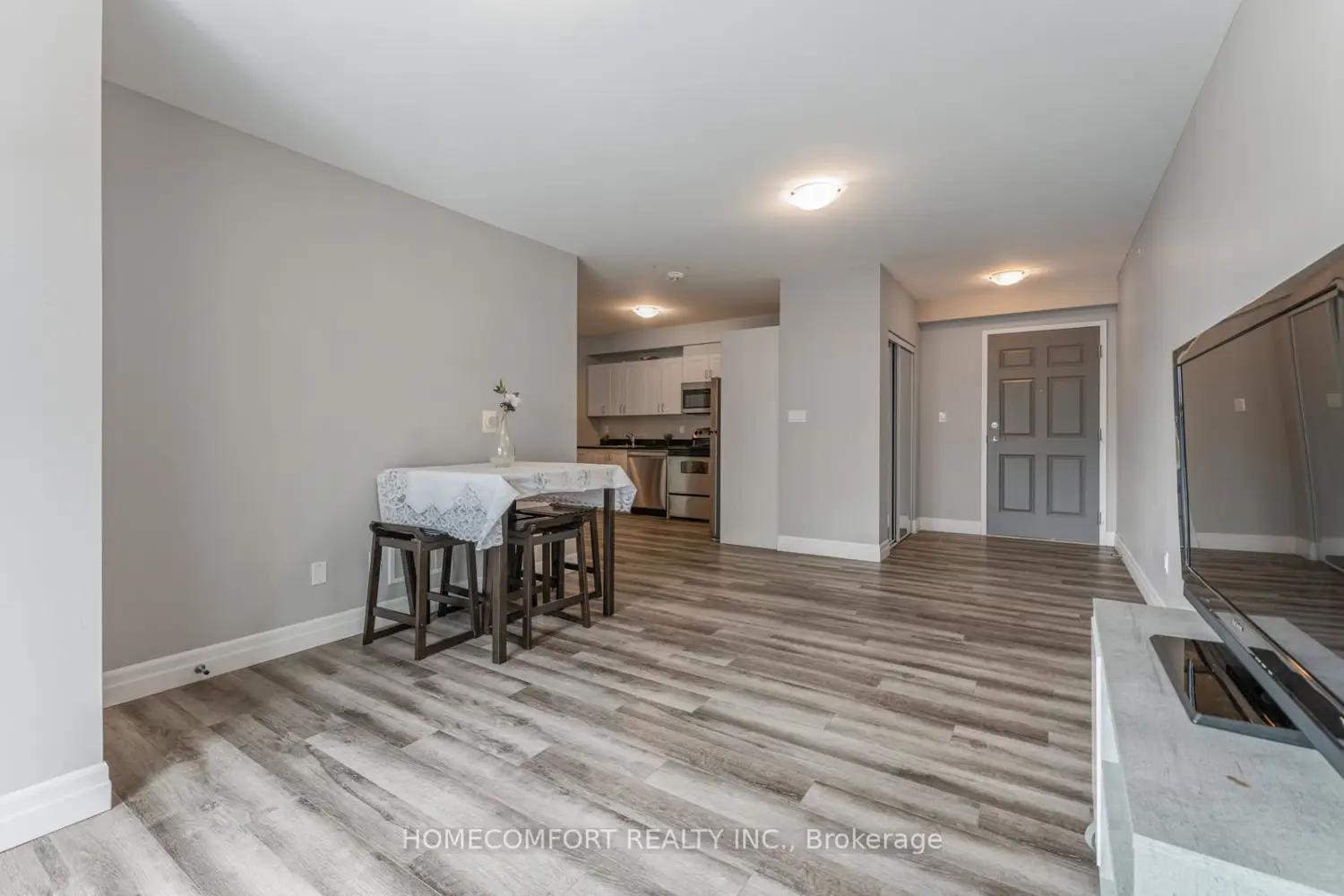 Additional image 8 of 501 Frontenac Street 418
