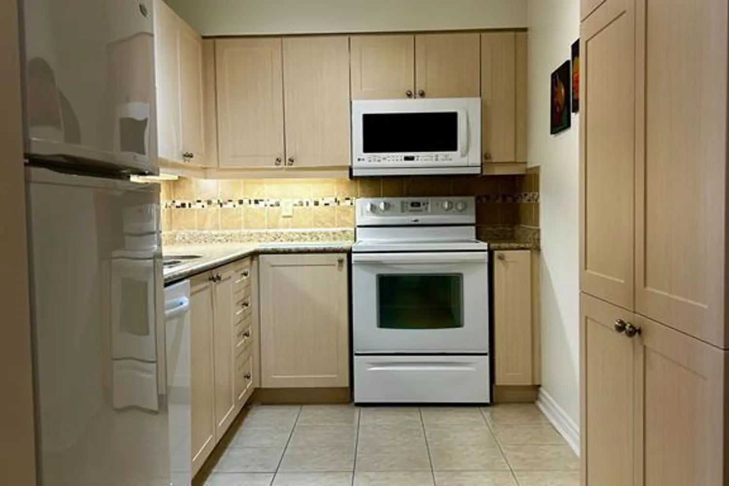 Additional image 4 of 500 Mapleview Drive 203