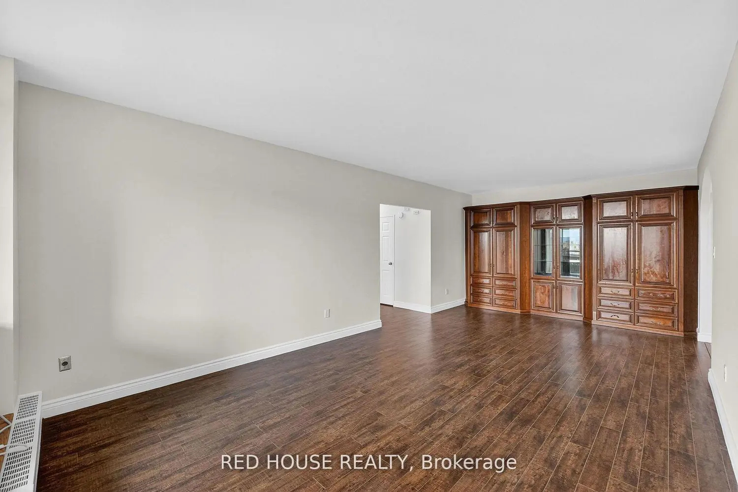 Additional image 5 of 5250 Lakeshore Road 809