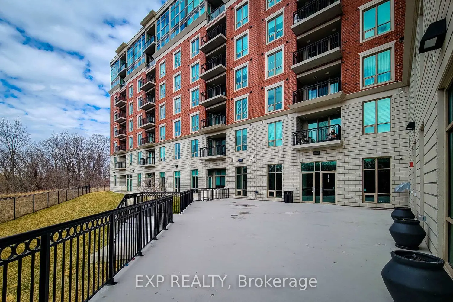 Additional image 18 of 2750 King Street 102
