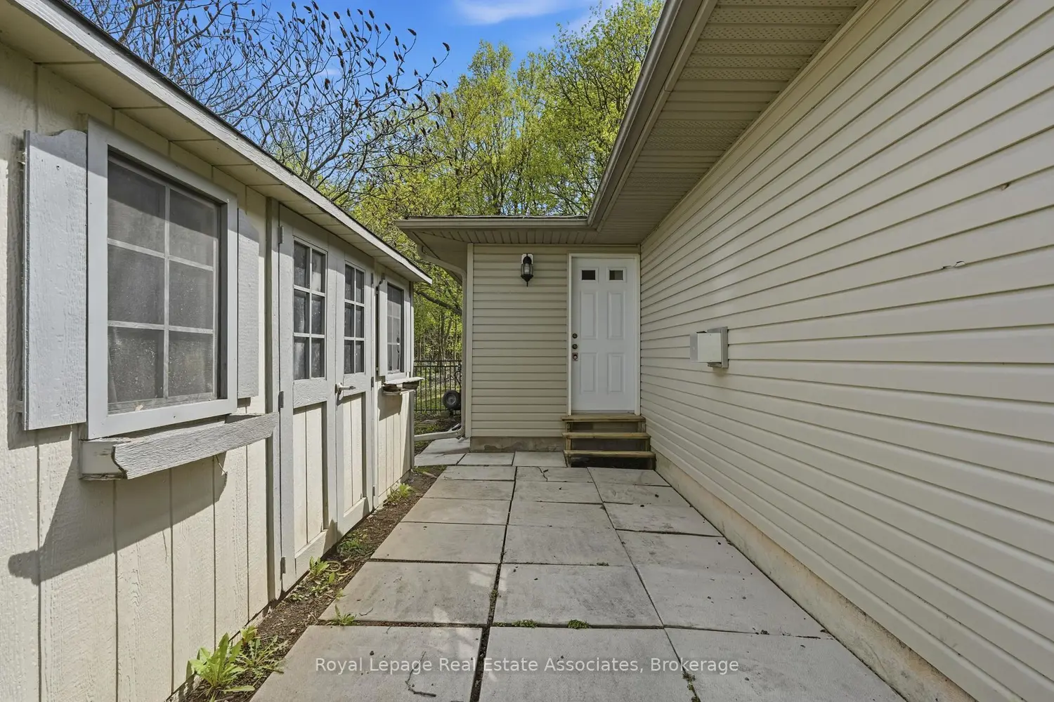 Additional image 15 of 12136 6 Line