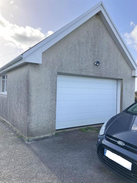 Additional image 21 of 4 bed bungalow to rentWhitehill, Cresselly, Kilgetty SA68