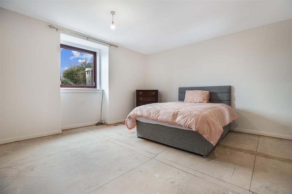 Additional image 13 of 4 bed flat for saleEsplanade, Greenock PA16
