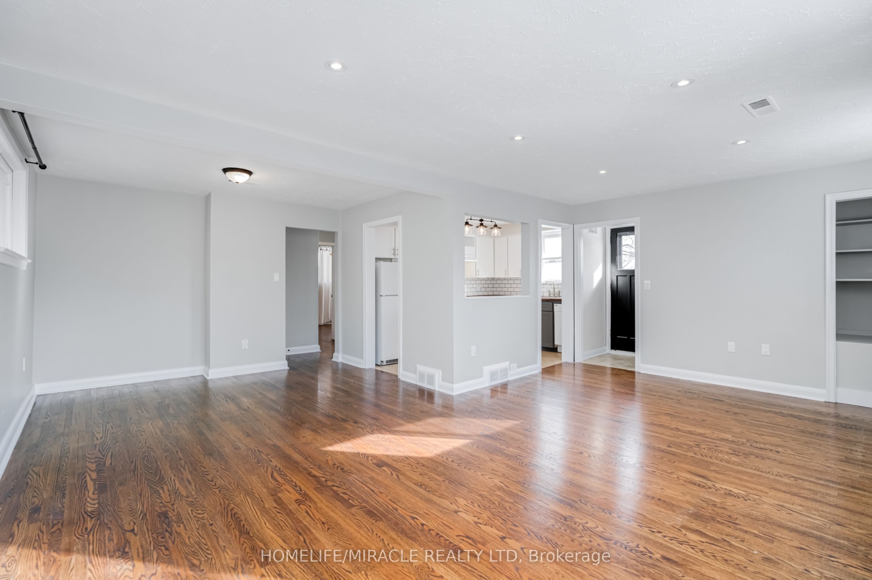 Additional image 5 of A-34 Elizabeth Street S, Brampton, ON, L6Y 1R1