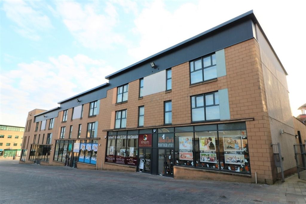 2 bed flat to rentCastle Street, Hamilton, South Lanarkshire ML3
