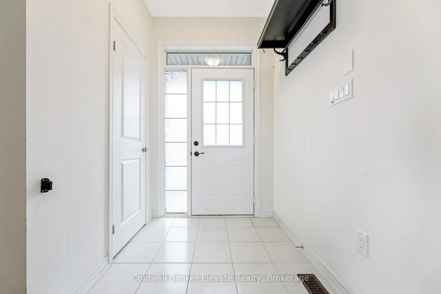 108 Flagg Avenue photo 3