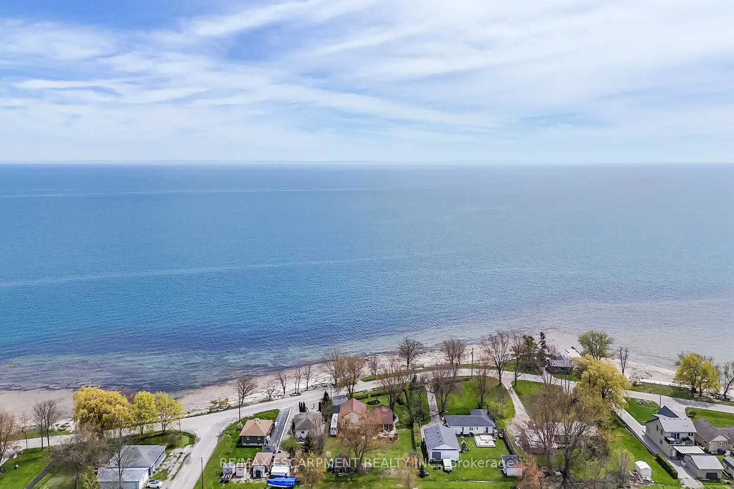 2785 Lakeshore Road photo 2