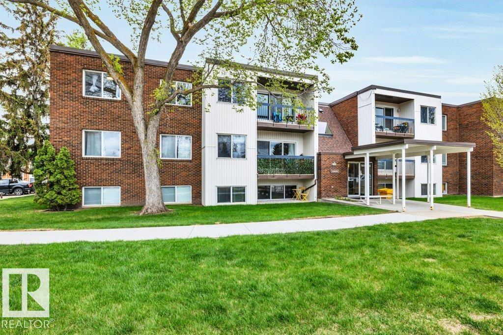 303-11445 41 Avenue NW, Edmonton, AB, T6J0T9