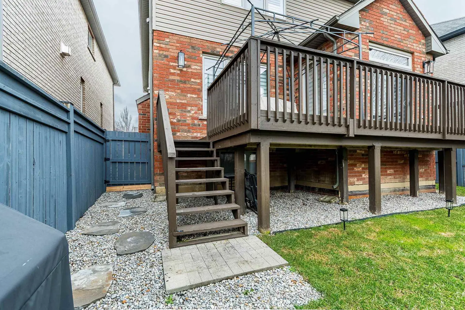 Additional image 20 of 147 Garinger Crescent