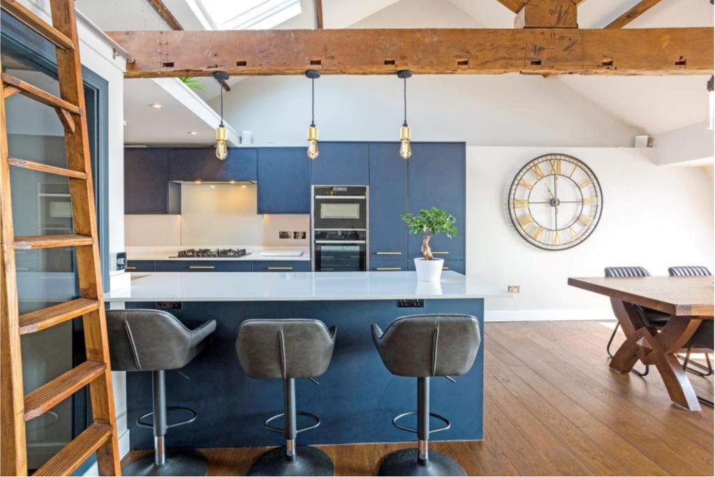 Additional image 3 of 3 bed flat for saleRoyal York Crescent, Clifton, Bristol BS8