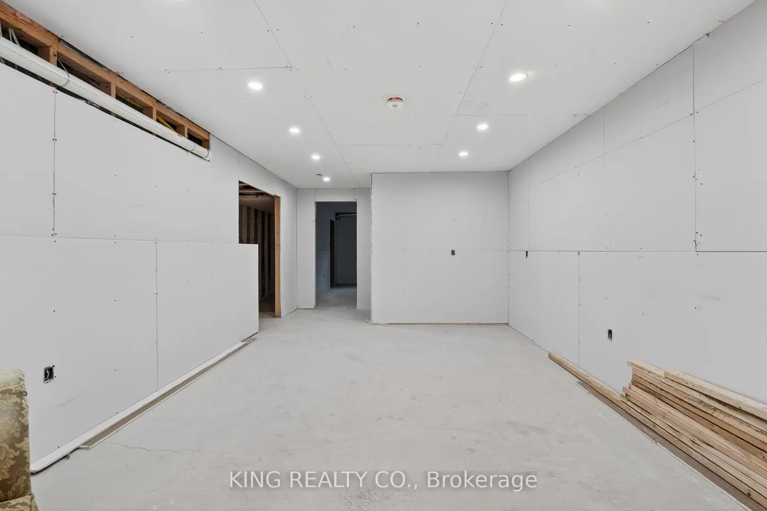 Additional image 19 of 153 Summersides Boulevard 5