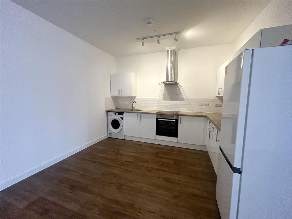 Additional image 3 of 2 bed flat to rentWoodstock Way, Caldicot NP26