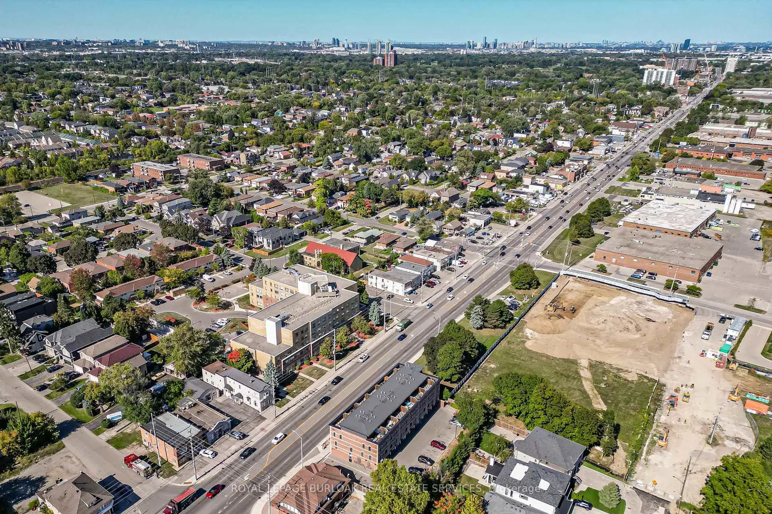 Additional image 12 of 760 Lakeshore Road 213