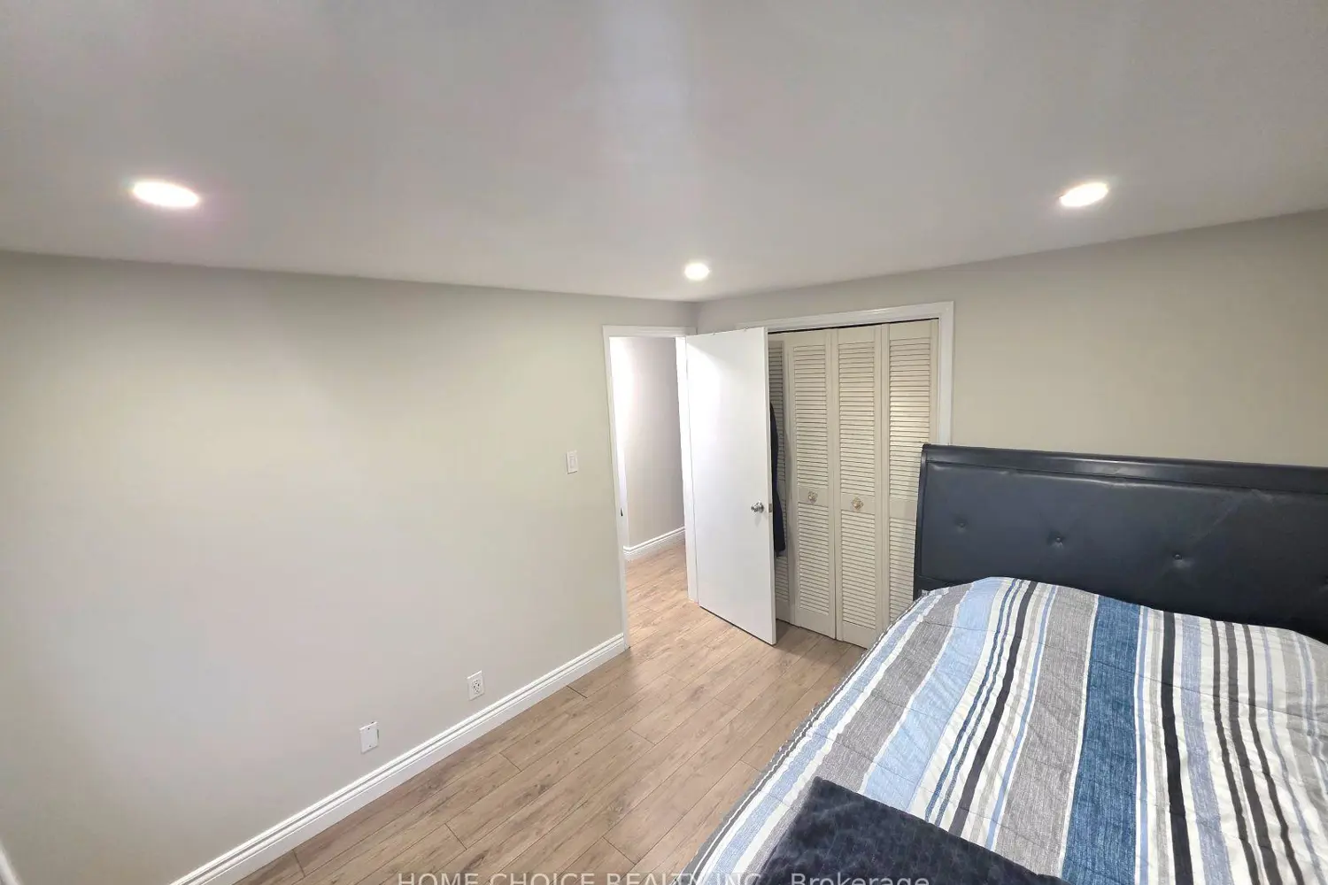 Additional image 9 of 130 Champlain Crescent