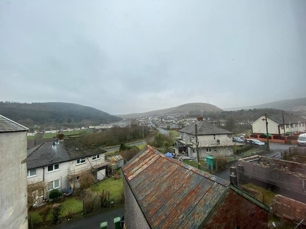Additional image 6 of 2 bed flat to rentHigh Street, High Street, Gilfach Goch, Porth CF39