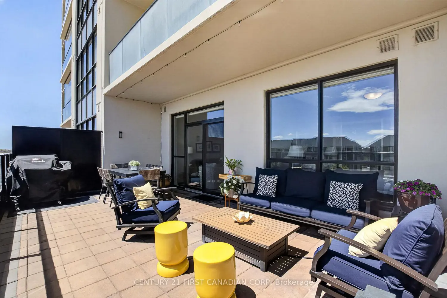 Additional image 9 of 260 Villagewalk Boulevard 208