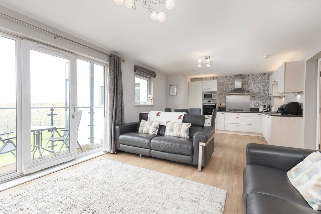 Additional image 2 of 2 bed flat for sale4/4 Burnbrae Park, Edinburgh EH12