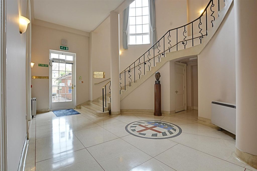 Additional image 10 of 1 bed flat for saleChauncy Court, Hertford SG14