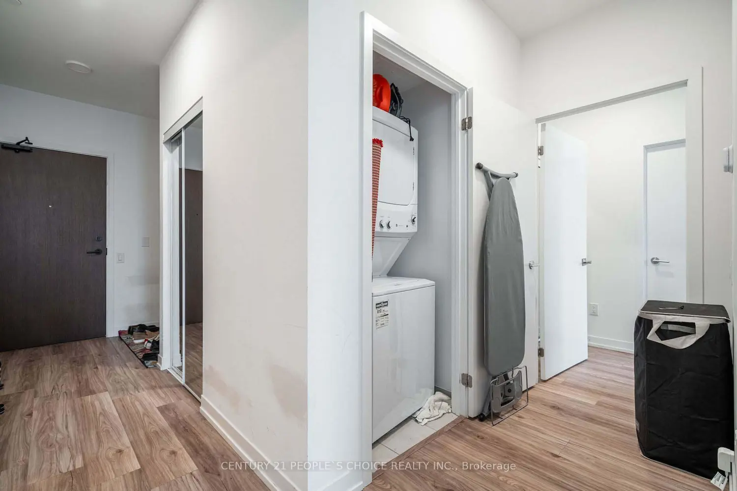Additional image 4 of 4065 Confederation Parkway 4308