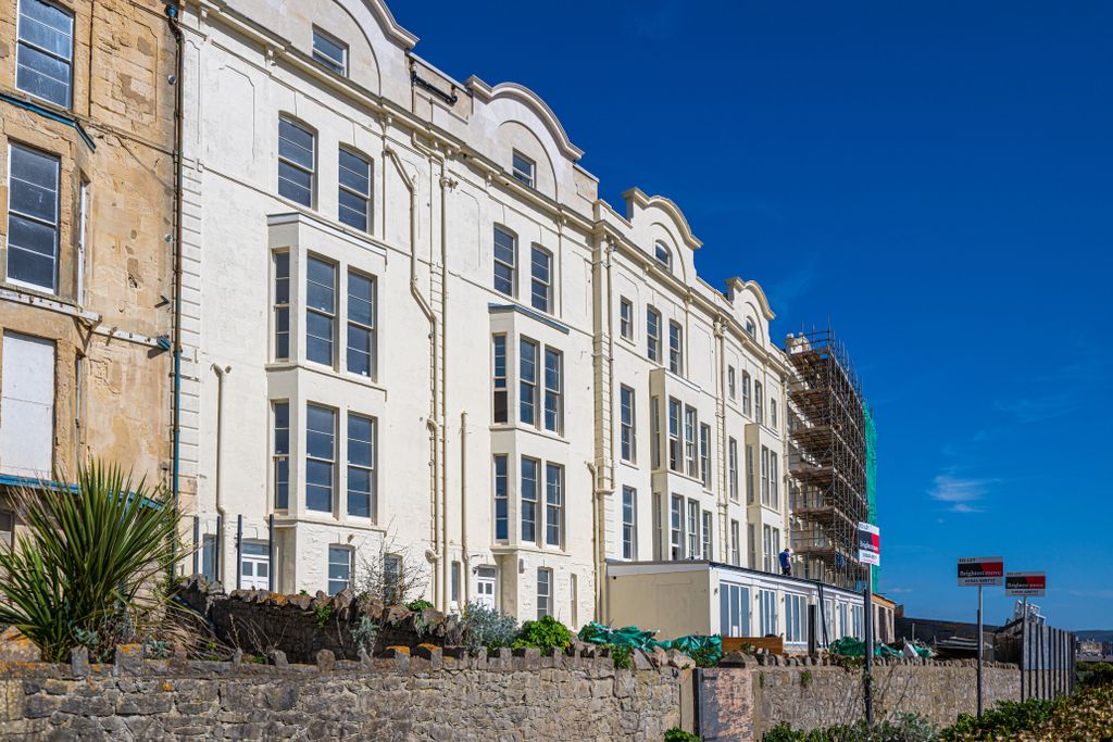 Additional image 12 of 2 bed flat to rentClaremont Crescent, Weston-Super-Mare BS23