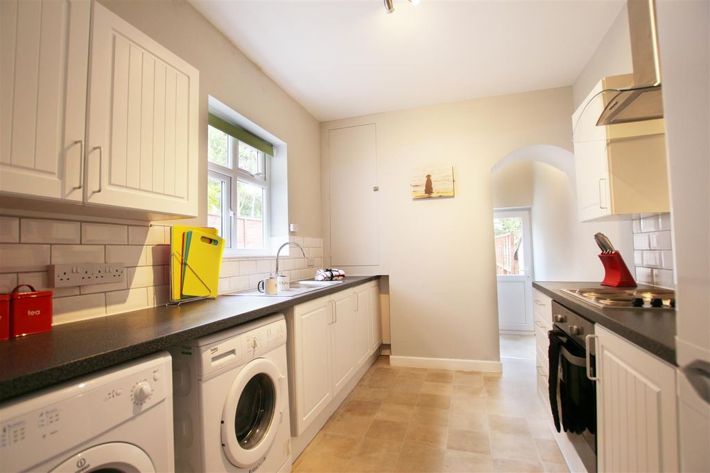 Additional image 4 of 4 bed terraced house to rentWhitworth Road, Northampton NN1