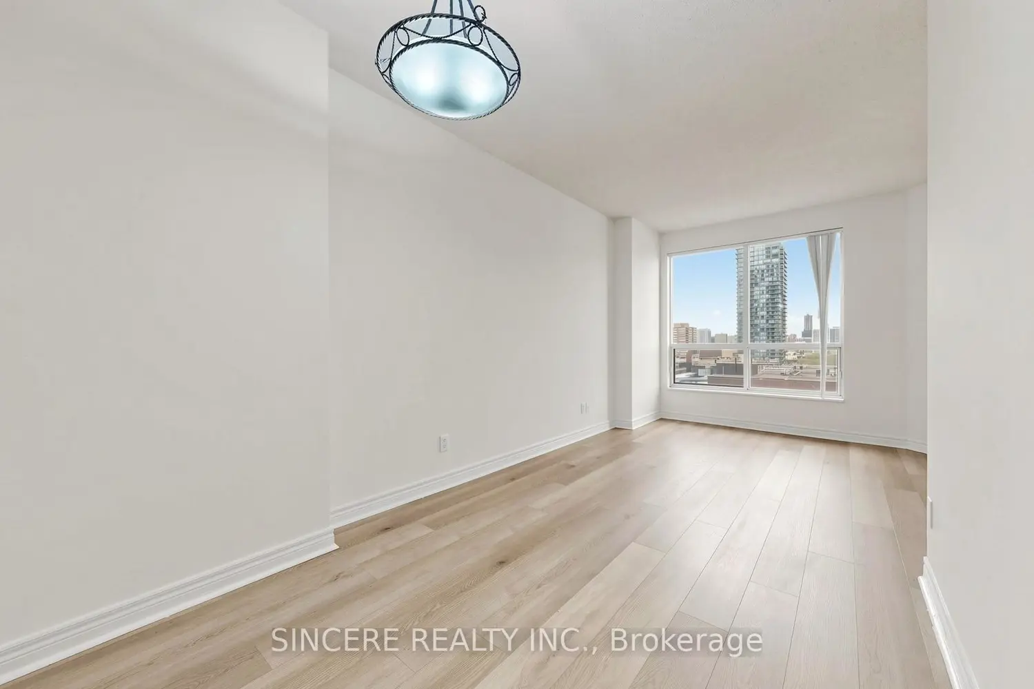 55 Bloor Street 1803 photo 2