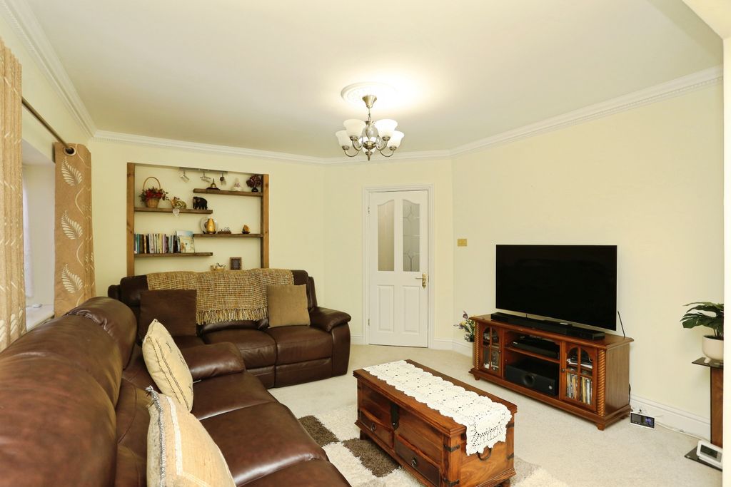 Additional image 6 of 3 bed bungalow for salePoverest Road, Orpington BR5
