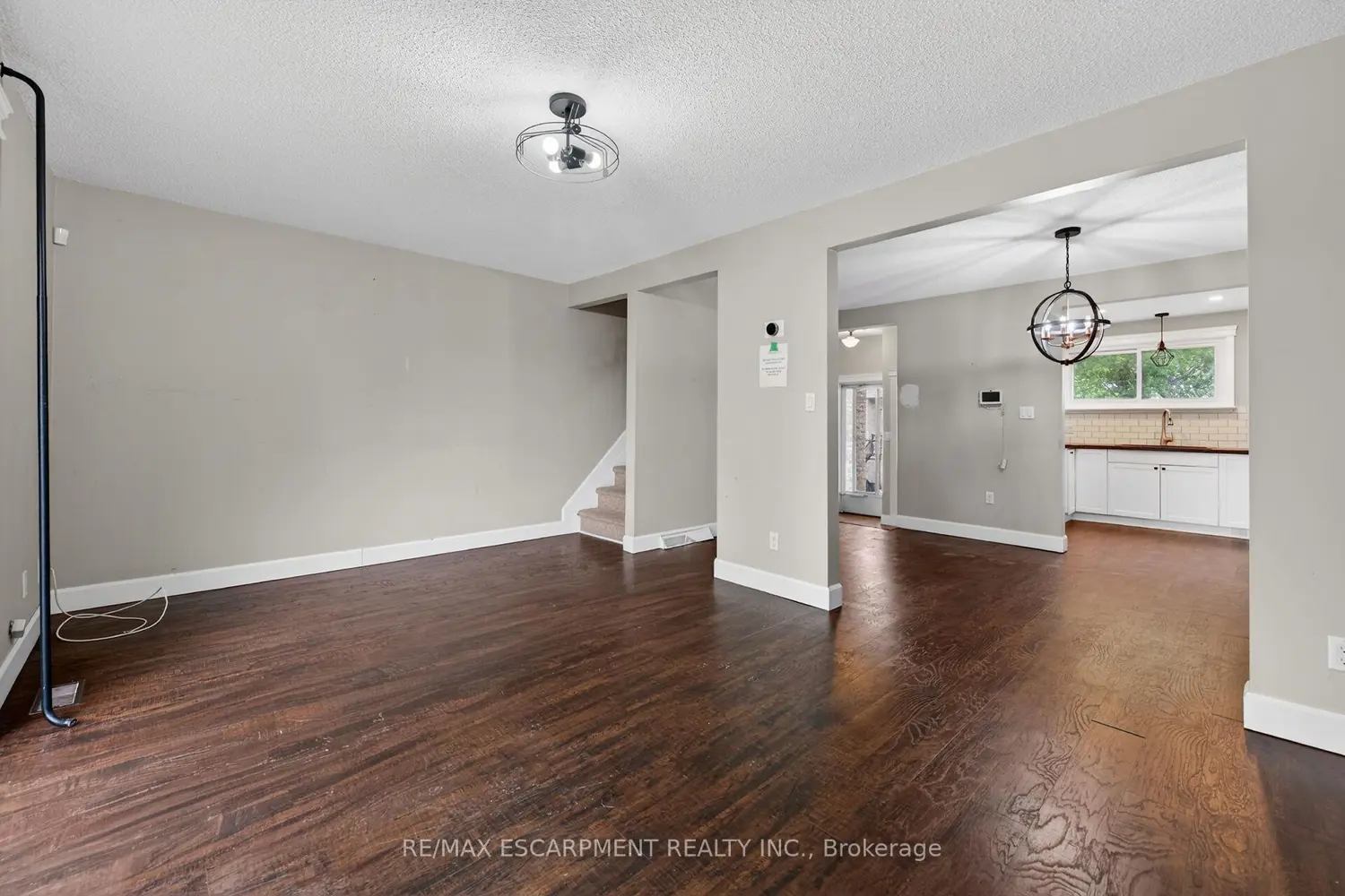 Additional image 9 of 149 St. Catherine Street 13