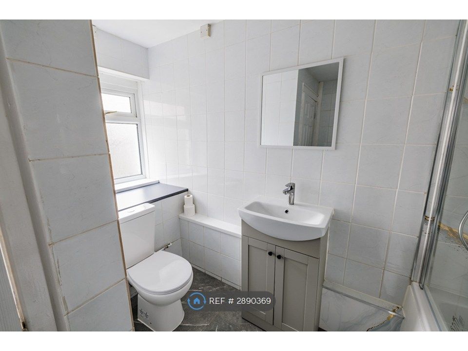 Additional image 16 of 3 bed terraced house to rentBarry Road, Barry CF63