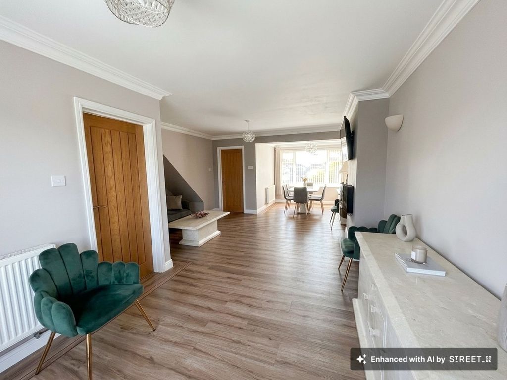 Additional image 13 of 4 bed detached house to rentCastle Meadows, Coity CF35
