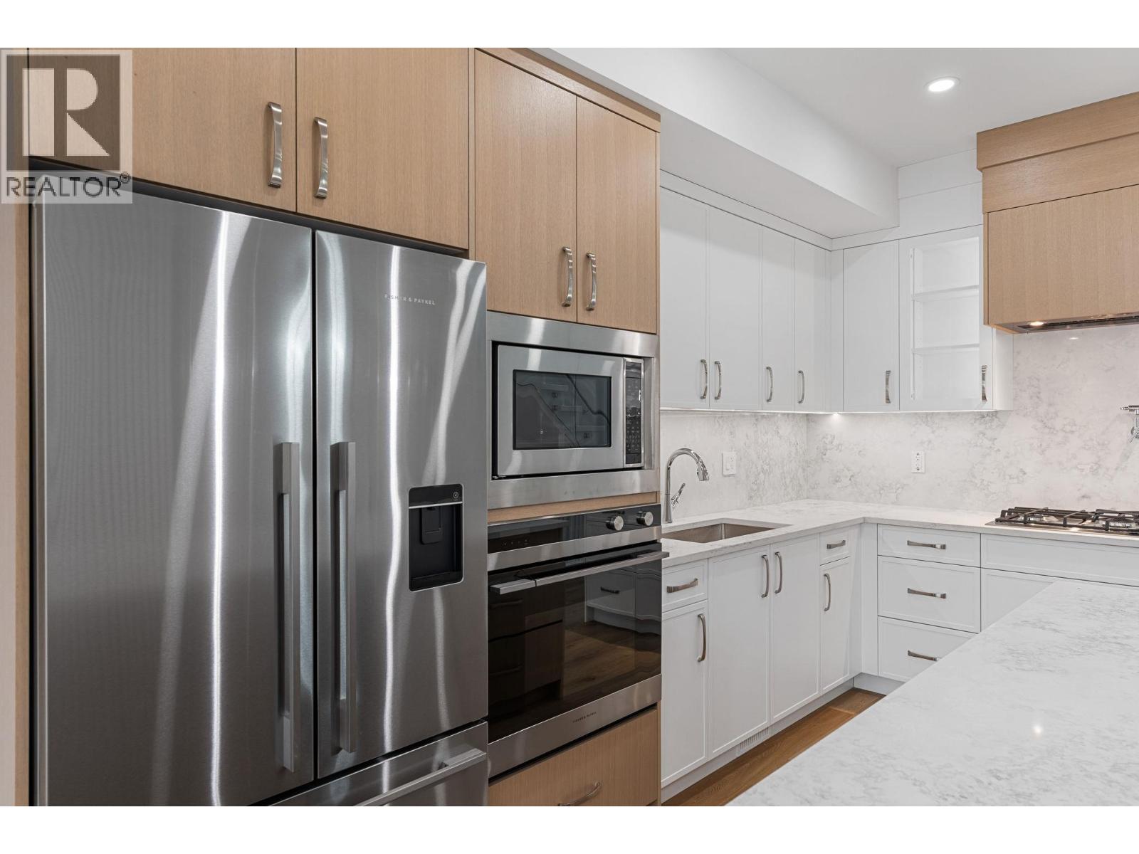 Additional image 6 of 4565 Gordon Drive, Kelowna, BC, V1W1T3