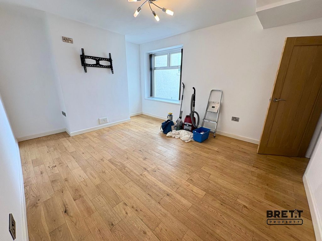 Additional image 4 of 2 bed terraced house to rent13 Dartmouth Street, Milford Haven, Pembrokeshire. SA73