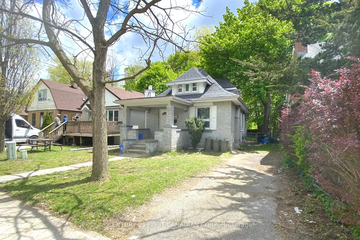 233 Bernard Avenue