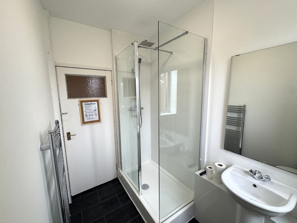 Additional image 8 of 5 bed semi-detached house to rentBroomhouse Street South, Broomhouse, Edinburgh EH11