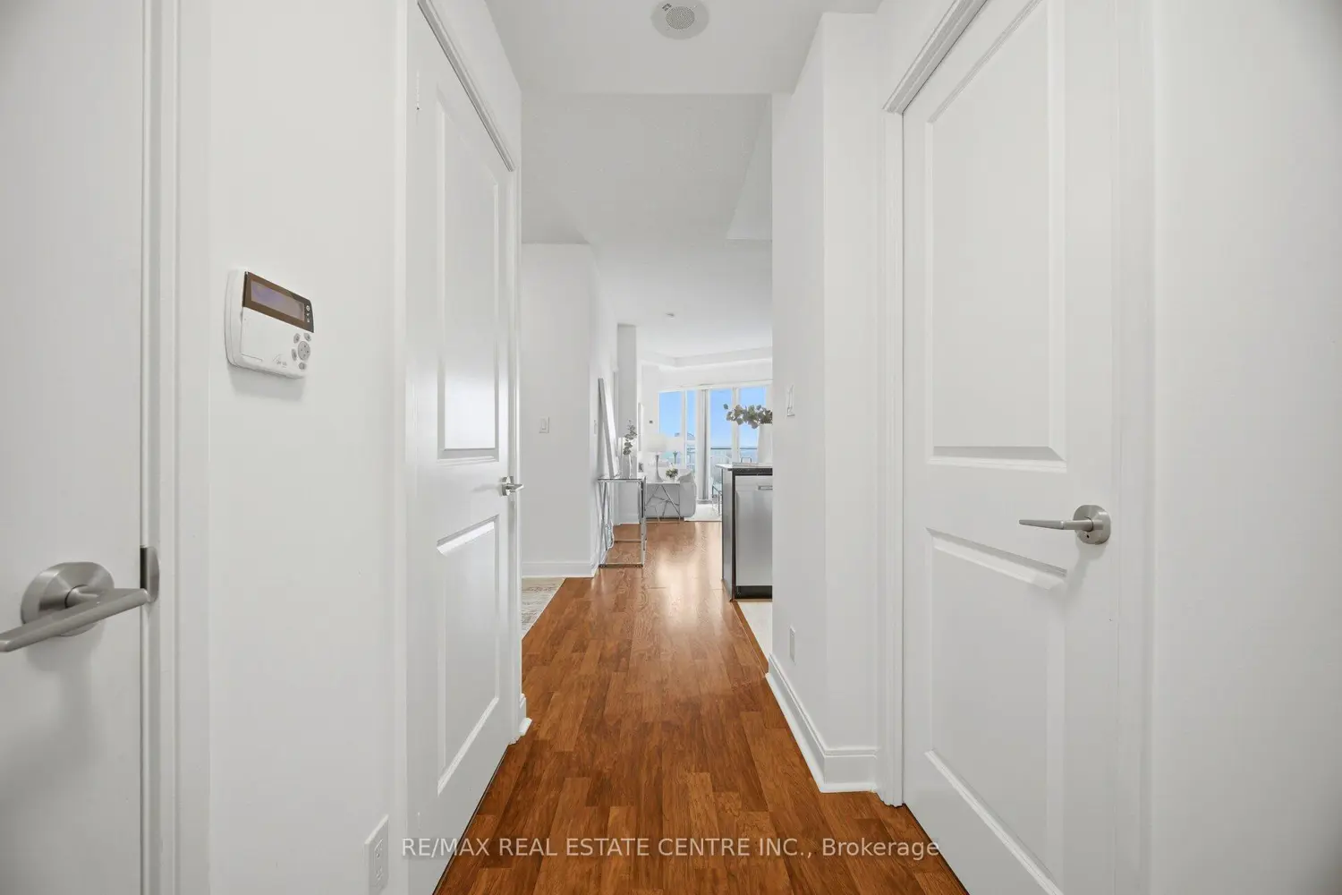 Additional image 2 of 50 Absolute Avenue 2401