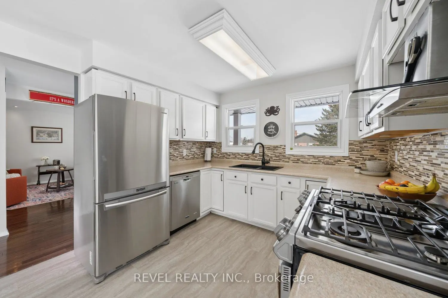 Additional image 4 of 284 Victoria Avenue
