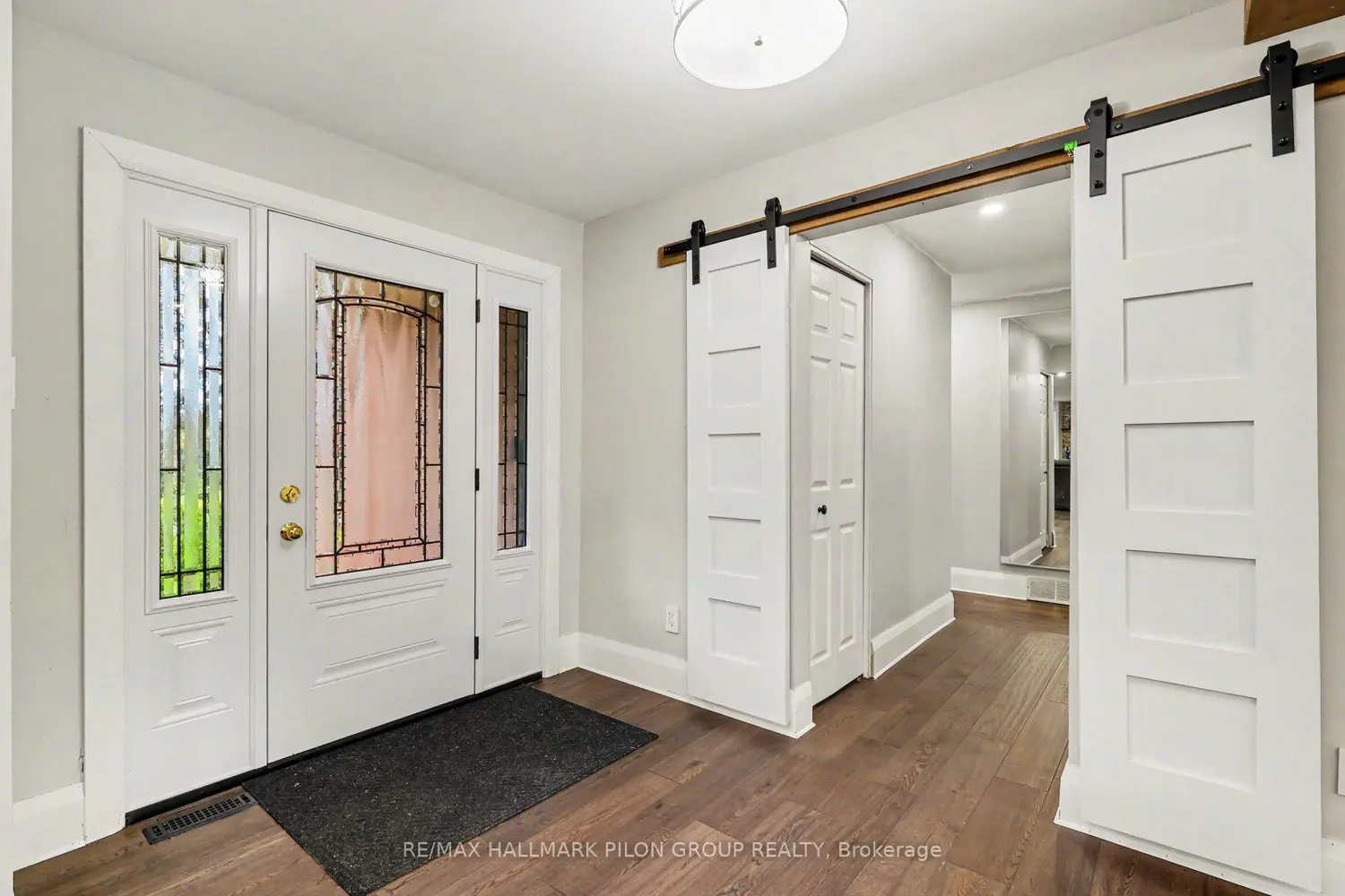 1619 Sequoia Drive photo 4