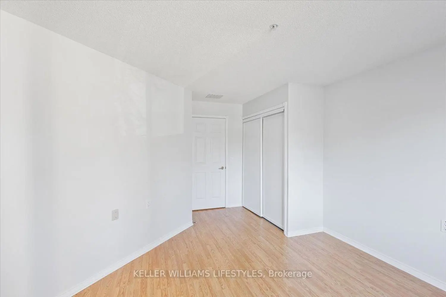Additional image 10 of 511 Gainsborough Road 215